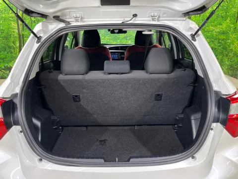 Toyota Yaris (Vitz)