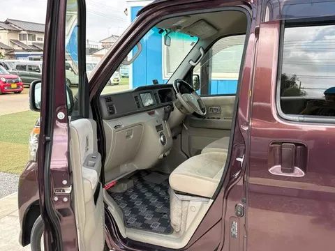Daihatsu Atrai Wagon