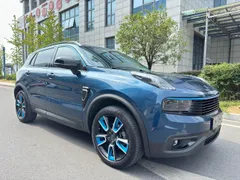 Lynk & Co 01