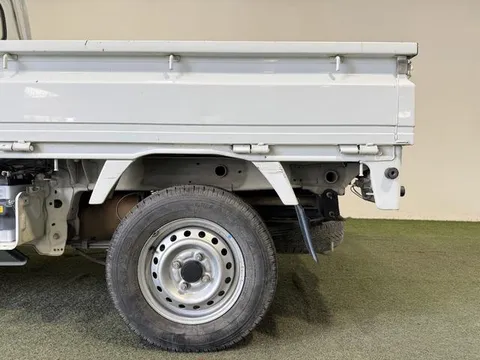 Nissan Clipper Truck