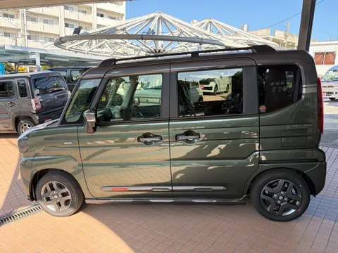 Suzuki Spacia