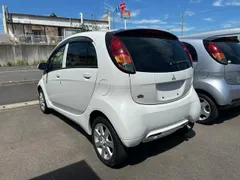 Mitsubishi I