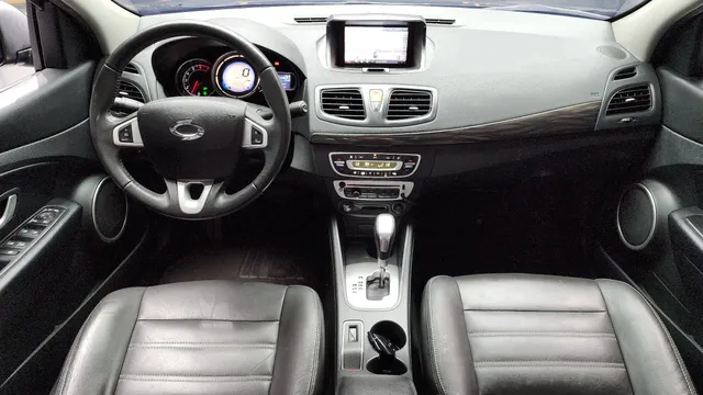 Renault SM3