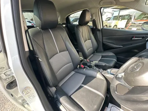Mazda Mazda2 (Demio)