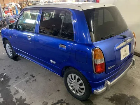 Daihatsu Mira Gino