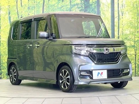 Honda N-BOX Custom