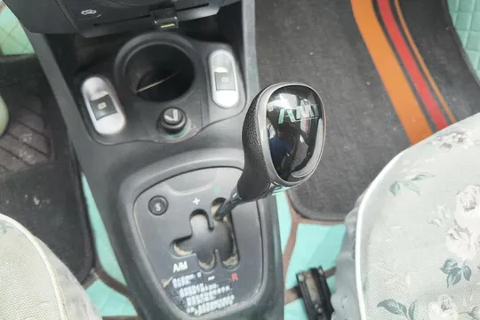 BYD F0