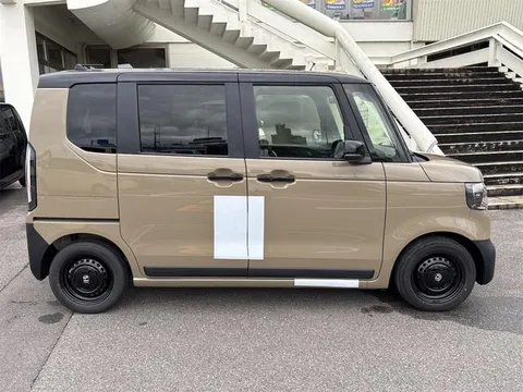 Honda N-BOX Joy