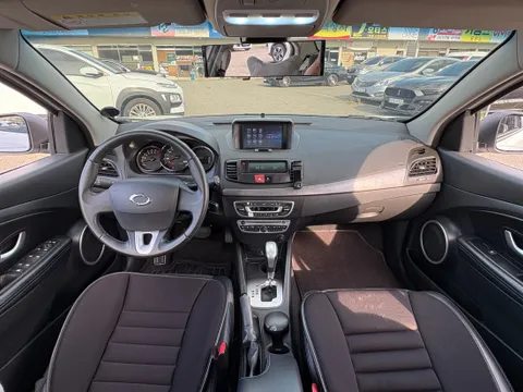 Renault SM3