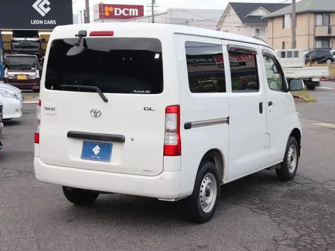 Toyota TownAce Van