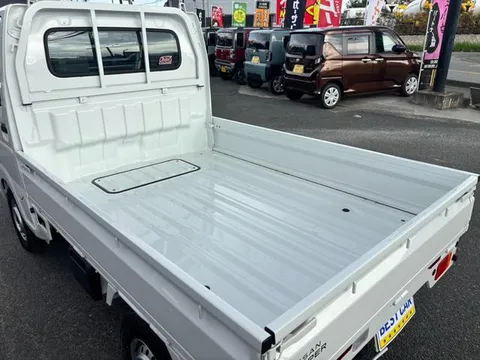 Nissan Clipper Truck