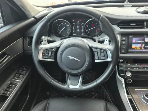 Jaguar XFL