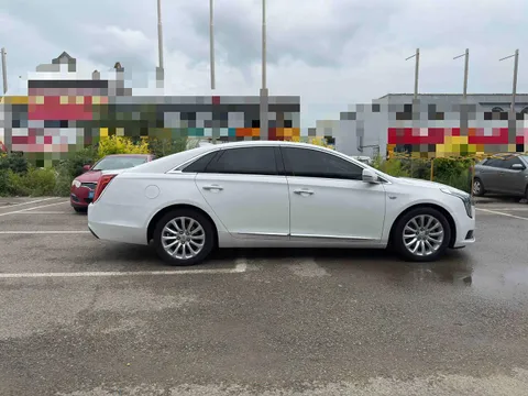 Cadillac XTS