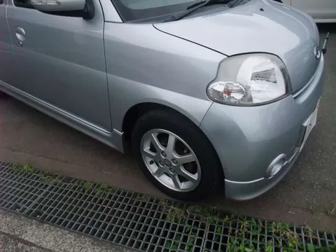 Daihatsu Esse