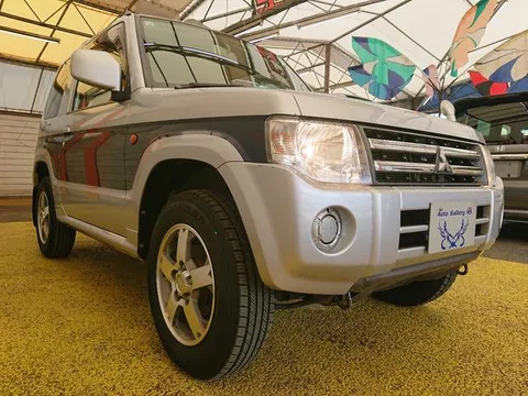 Mitsubishi Pajero Mini