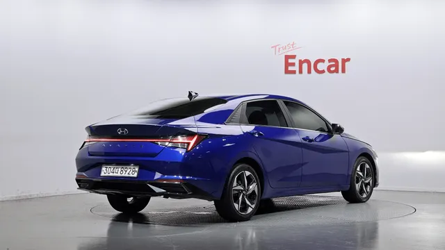 Hyundai Elantra (Avante)