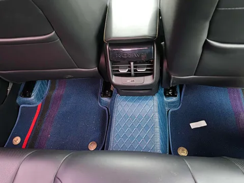 Roewe i5