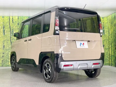 Mitsubishi Delica Mini