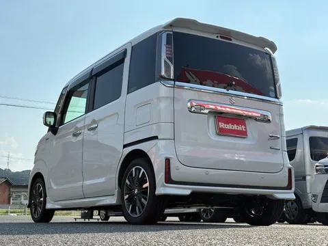 Suzuki Spacia Custom