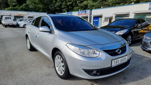 Renault SM3