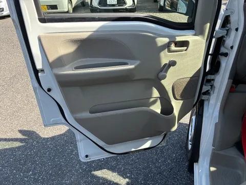 Mitsubishi Minicab Van