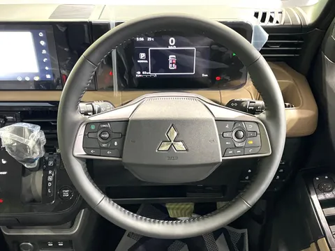 Mitsubishi Delica Mini