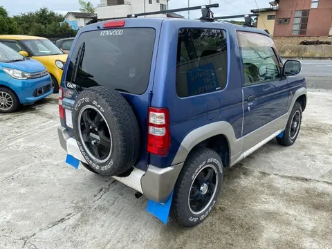 Mitsubishi Pajero Mini