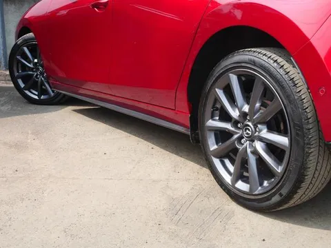 Mazda MAZDA3 Fastback