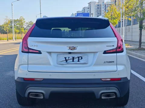 Cadillac XT4