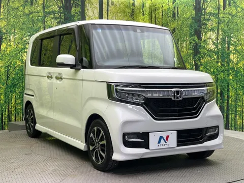 Honda N-BOX Custom