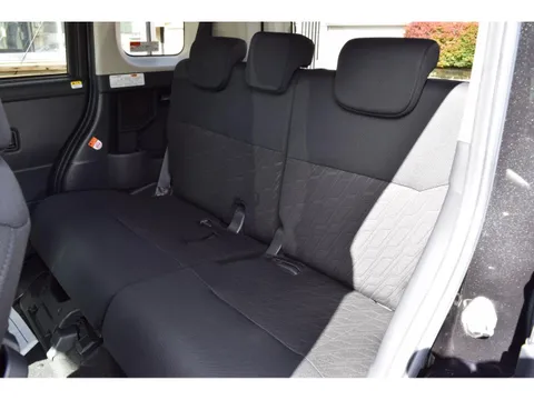 Subaru Justy Minivan