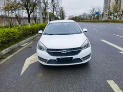 Chery Arrizo 5