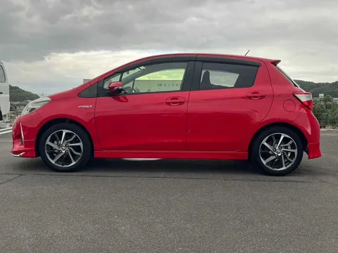 Toyota Yaris (Vitz)