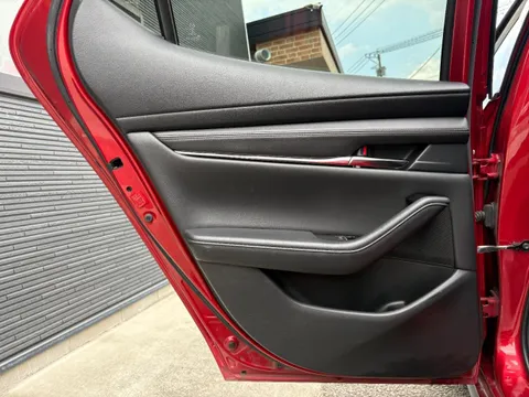 Mazda MAZDA3 Fastback