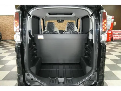 Suzuki Spacia Base