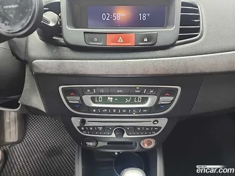 Renault SM3