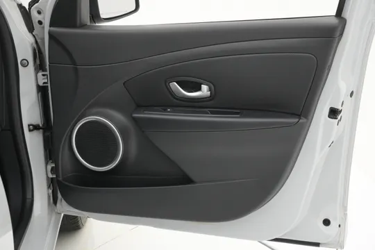 Renault SM3