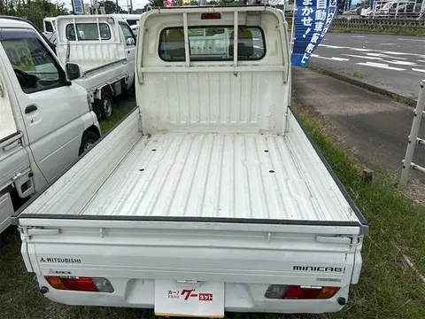 Mitsubishi Minicab Truck