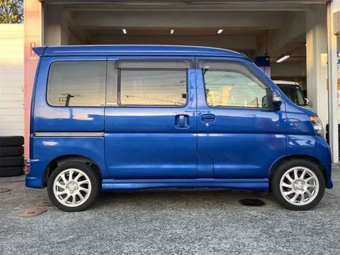 Daihatsu Atrai Wagon