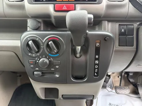Nissan Clipper