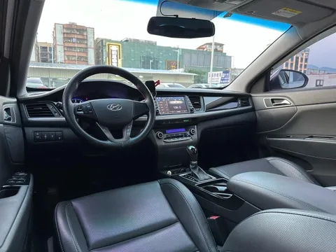 Hyundai Mistra