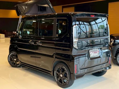Suzuki Spacia Custom