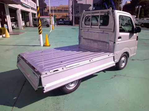Suzuki Carry Track