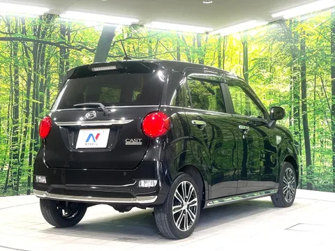 Daihatsu Cast
