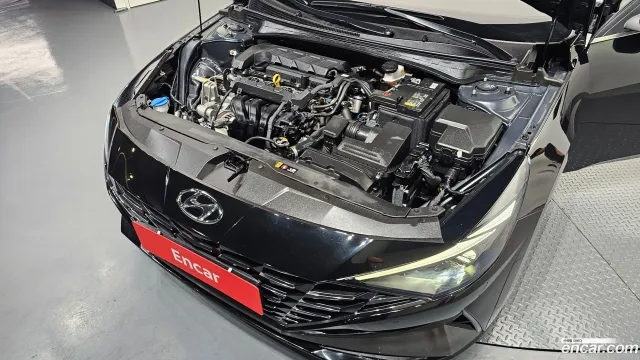 Hyundai Elantra (Avante)