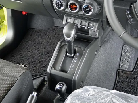 Suzuki Jimny Sierra