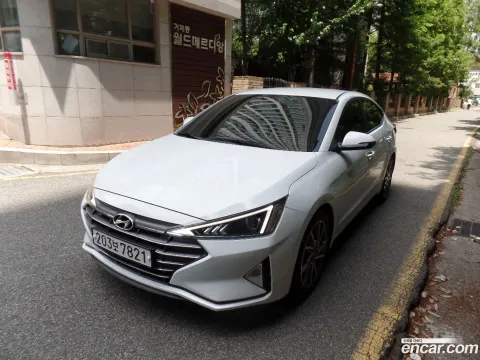 Hyundai Elantra (Avante)