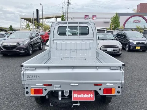 Nissan Clipper Truck