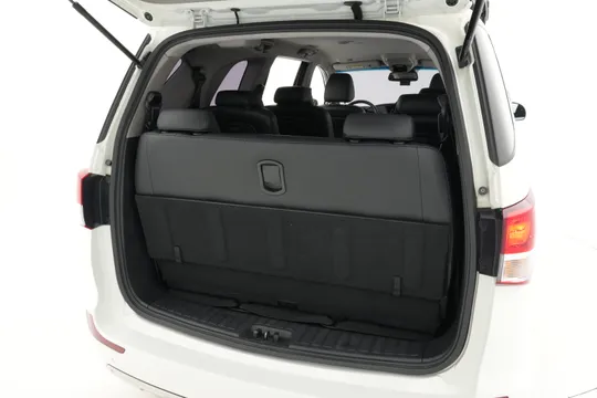 SsangYong Stavic (Korando Turismo)