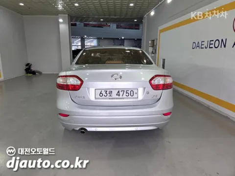 Renault SM3